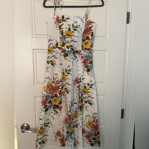 Floral reformation linen dress - Picture 2 of 2